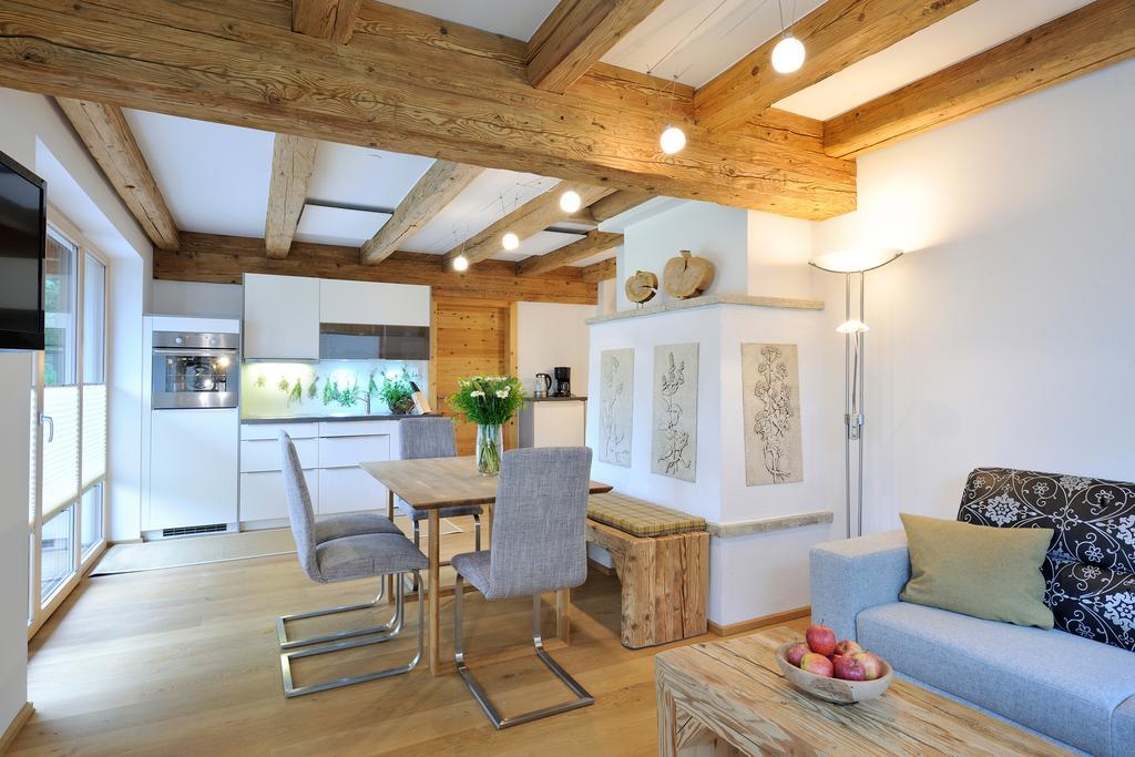 Ur-Natur Appartements Maria Alm am Steinernen Meer Exteriör bild